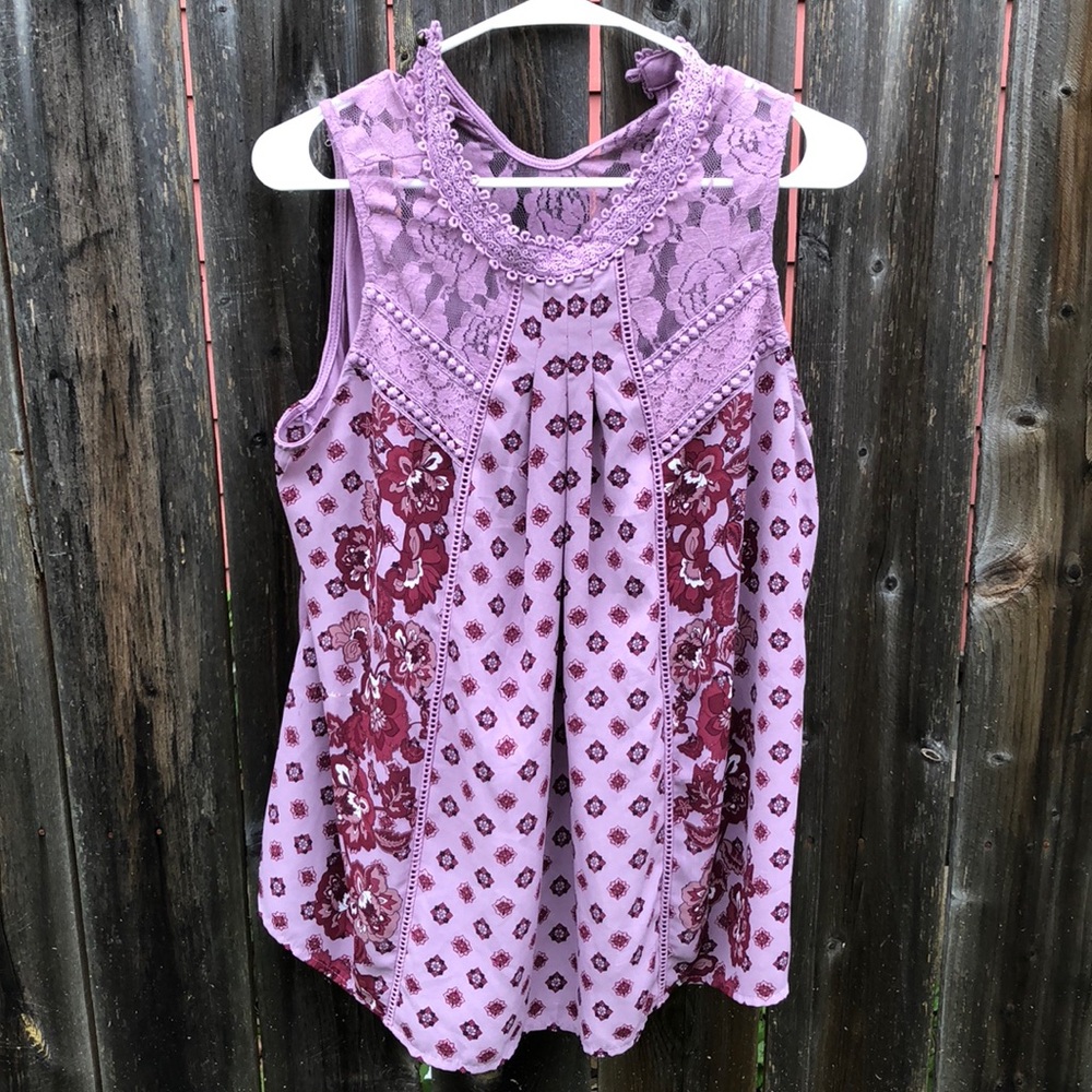Xhilaration top